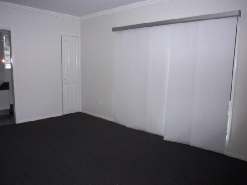 26 Moriarty Street, Emerald QLD 4720