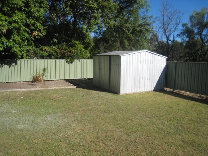 35 Baker Street, Emerald QLD 4720