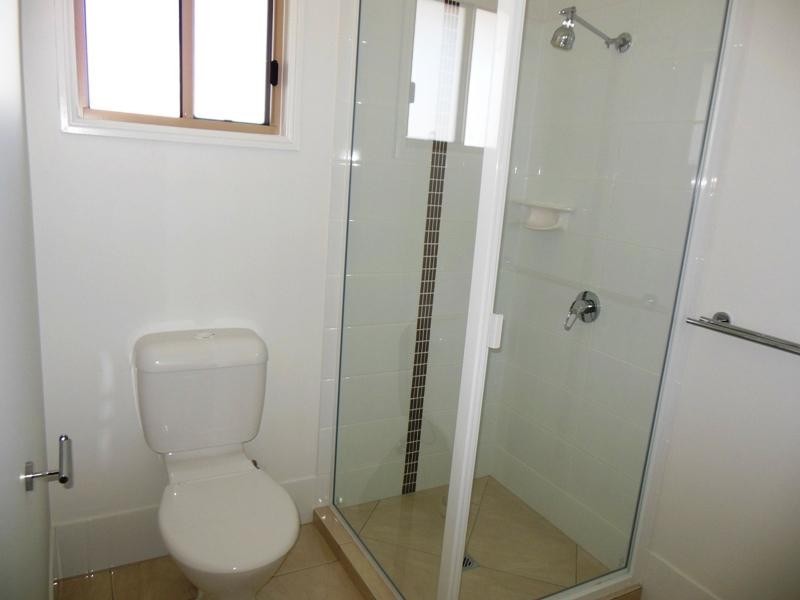 266 Singleton Court, Emerald QLD 4720