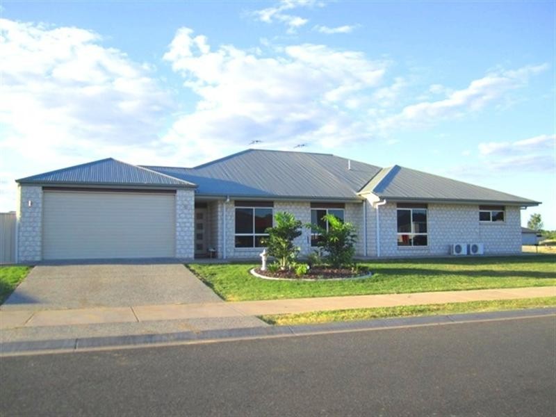 2 Duroux Street, Emerald QLD 4720