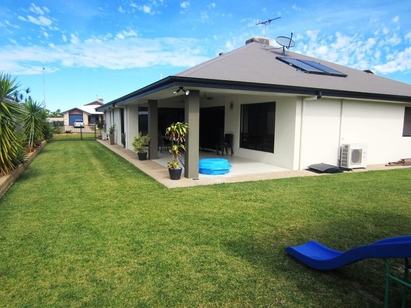 13 Saville Street, Emerald QLD 4720