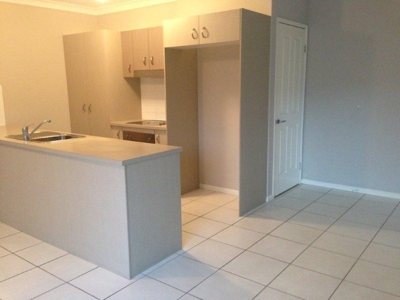 81 Curwen Terrace, Chermside QLD 4032