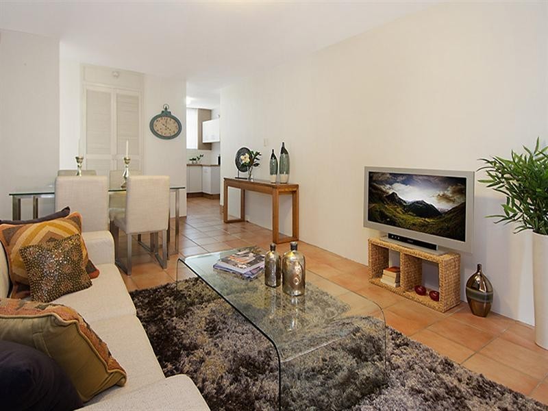 2/33 Kent Street, Hamilton QLD 4007