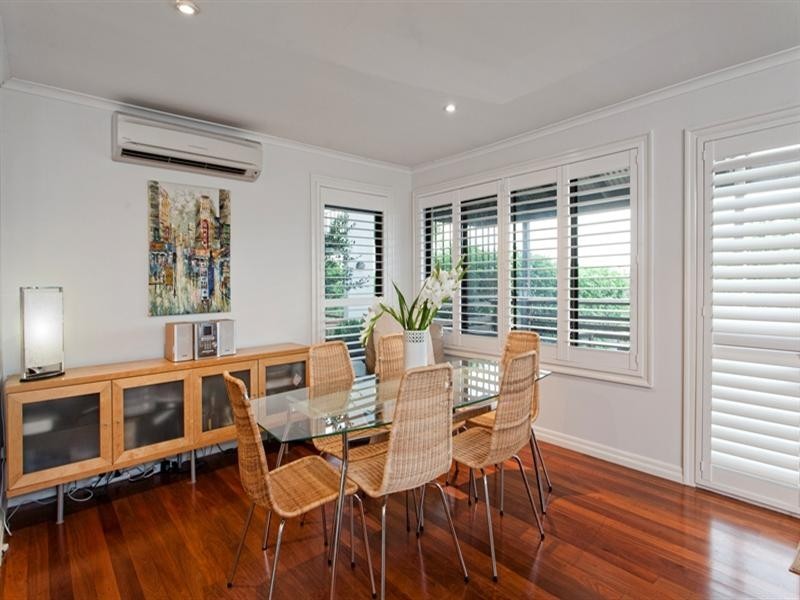 11 Hunter Street, Albion QLD 4010