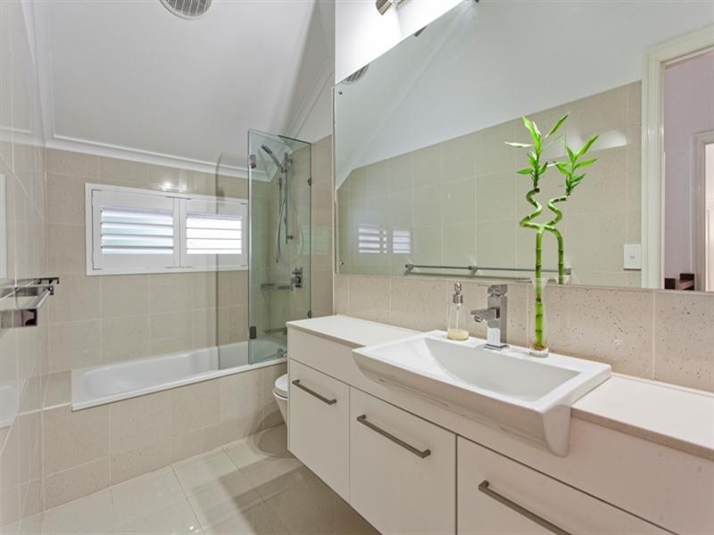 11 Hunter Street, Albion QLD 4010