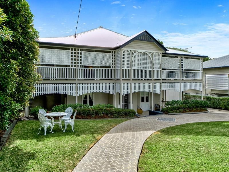 30 Bayview Terrace, Clayfield QLD 4011
