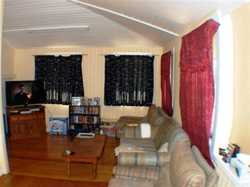 1 Williams Avenue, Hendra QLD 4011