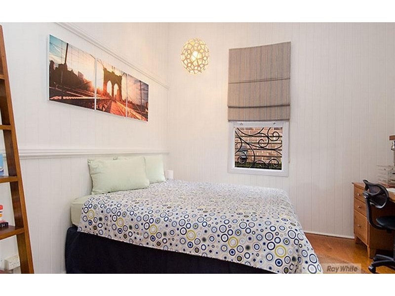 36 General Street, Hendra QLD 4011