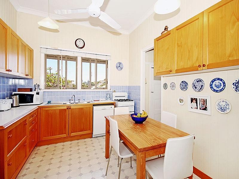 28 Windermere Road, Hamilton QLD 4007