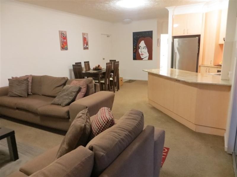 2/26 Balowrie Street, Hamilton QLD 4007