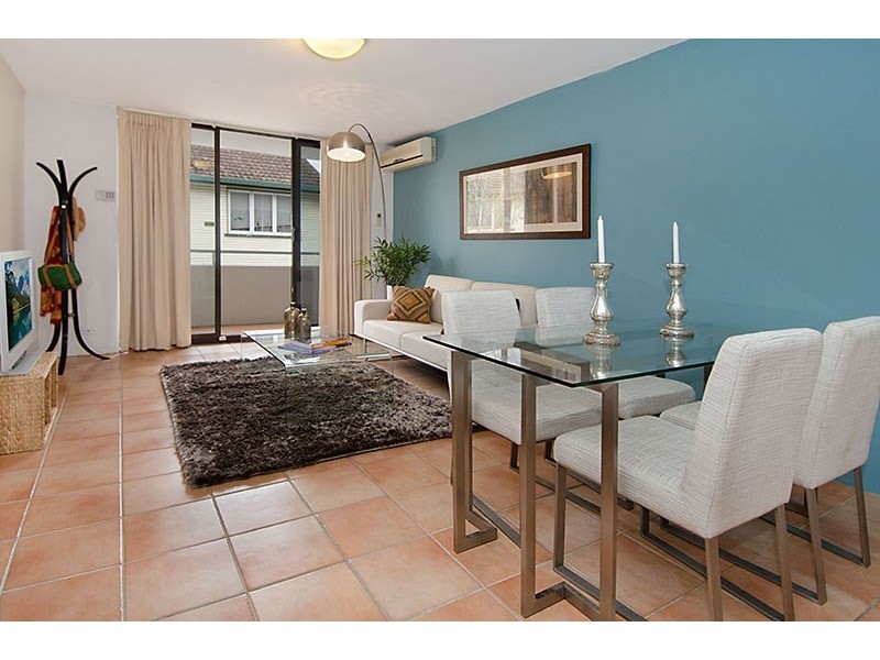 2/33 Kent Street, Hamilton QLD 4007