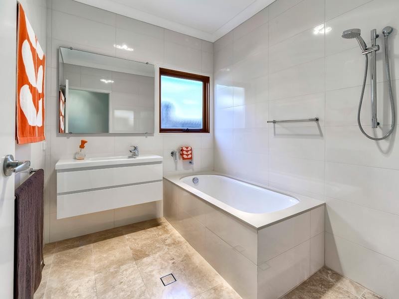 55 Pring Street, Hendra QLD 4011