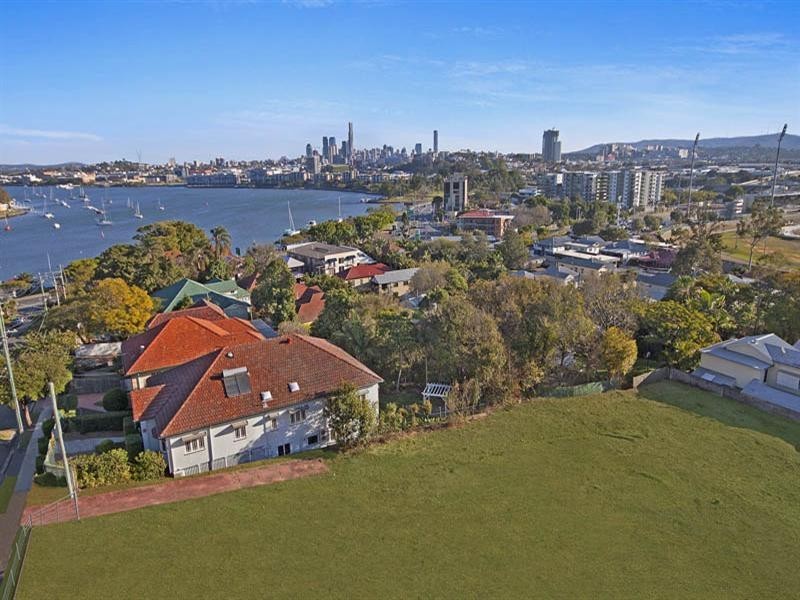 30 Toorak Road, Hamilton QLD 4007