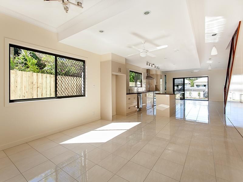 26 Ridge Street, Highgate Hill QLD 4101
