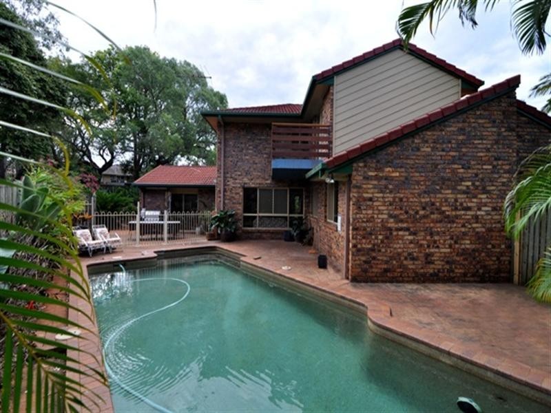 4 Colonial Court, Boondall QLD 4034