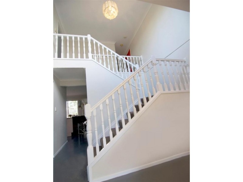 4 Colonial Court, Boondall QLD 4034