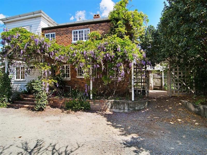 906 Sandgate Road, Clayfield QLD 4011