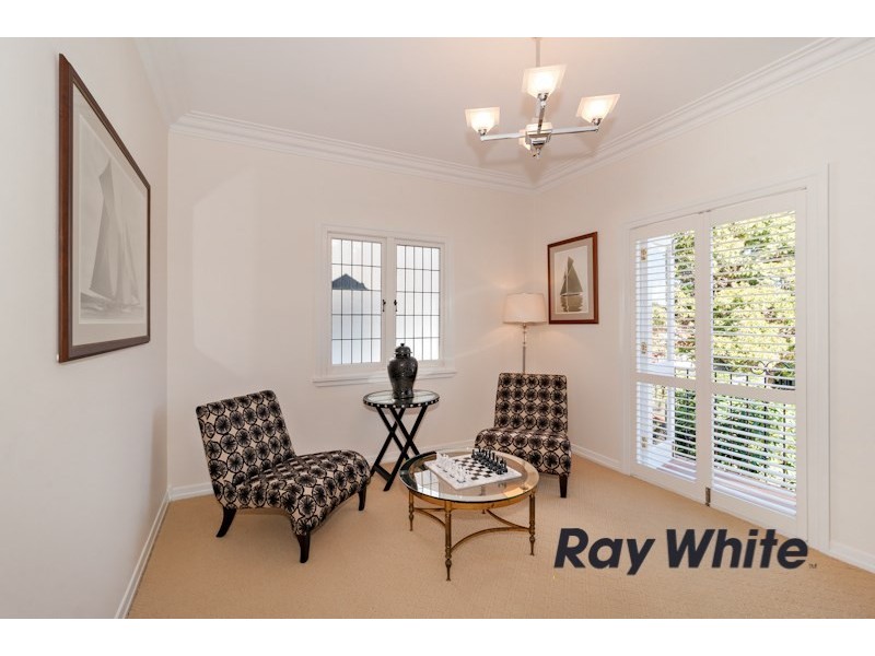 105 Crescent Road, Hamilton QLD 4007