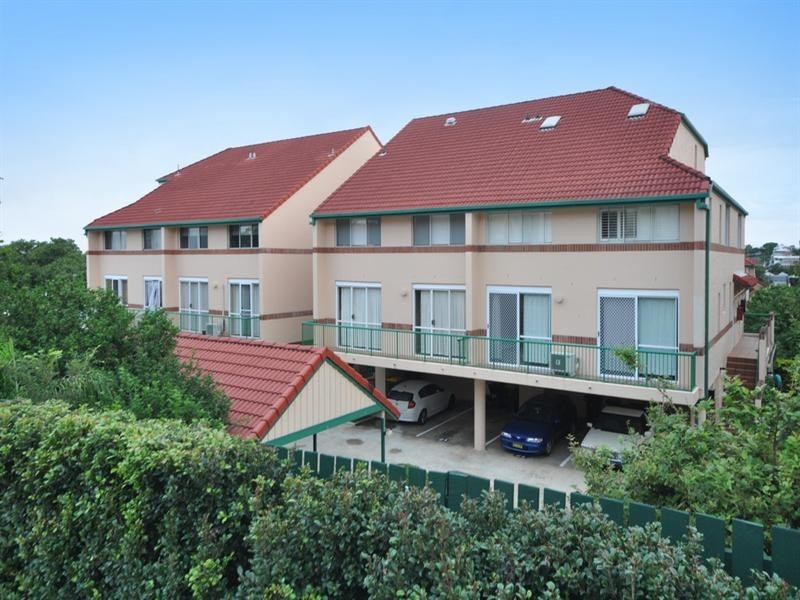 25/17 Whyenbah Street, Hamilton QLD 4007