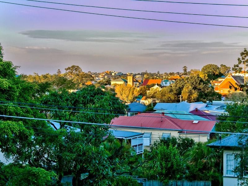 6 Thomas Street, Grange QLD 4051