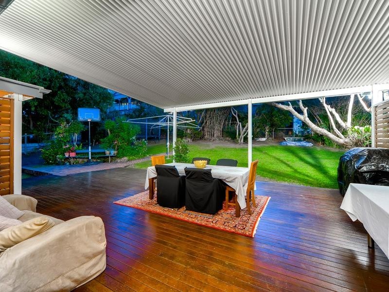 6 Thomas Street, Grange QLD 4051