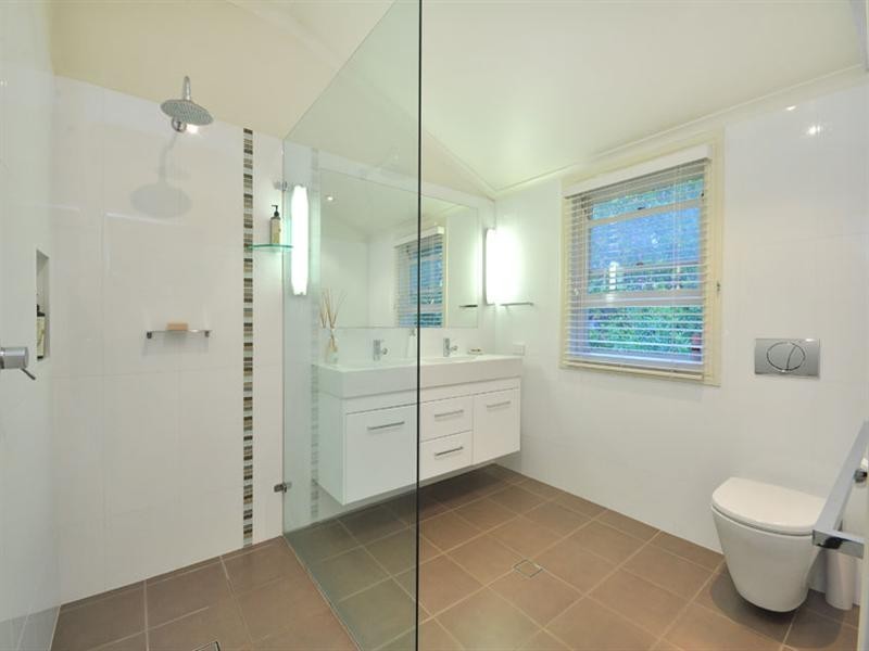 8 McGregor Street, Clayfield QLD 4011