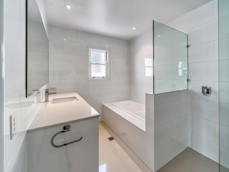 72 SIxth Avenue, Windsor QLD 4030