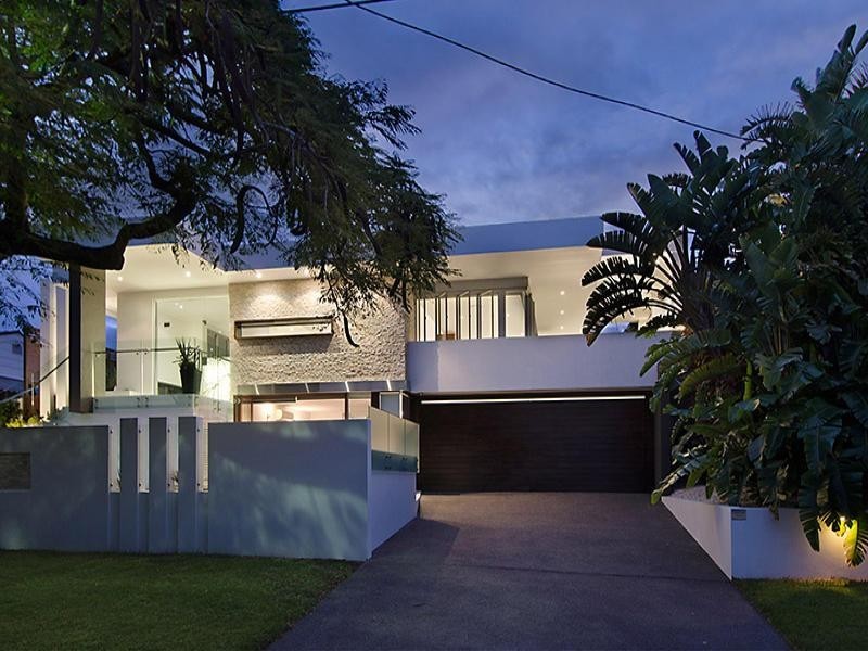 11 Killara Avenue, Hamilton QLD 4007