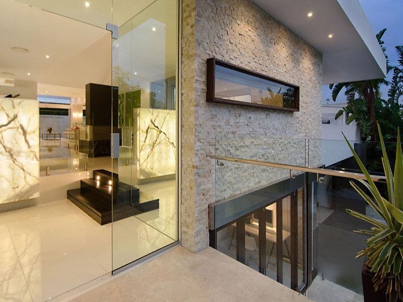 11 Killara Avenue, Hamilton QLD 4007