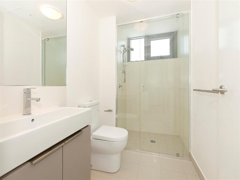 31106/2 Harbour Road, Hamilton QLD 4007