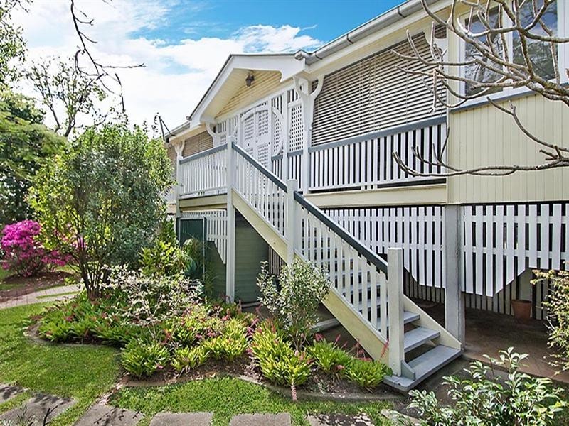 19 Bourne Street, Clayfield QLD 4011