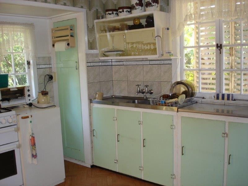 2 Railway Street, Dayboro QLD 4521