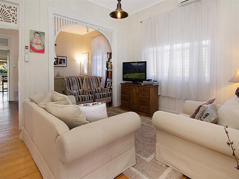 12 Lydia Street, Wooloowin QLD 4030