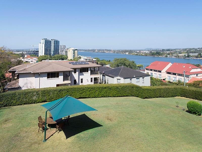 17/72 Markwell Street, Hamilton QLD 4007