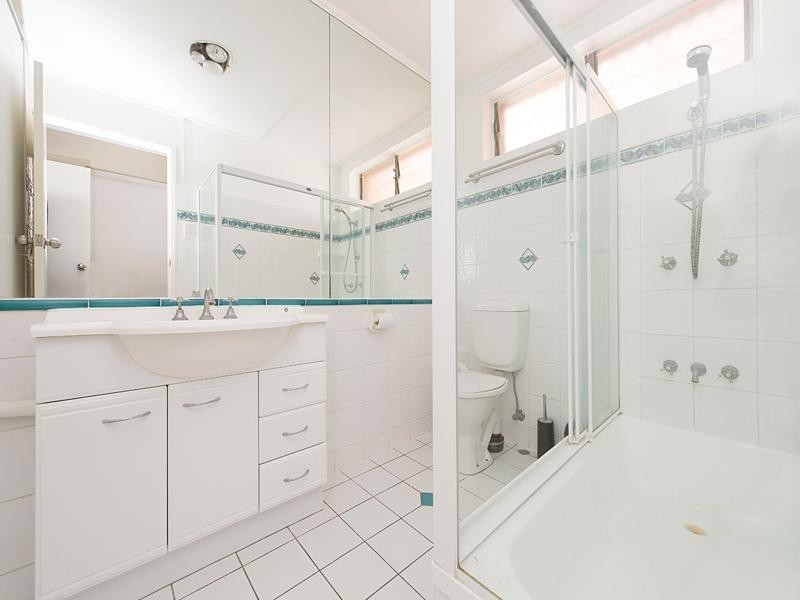 17/72 Markwell Street, Hamilton QLD 4007