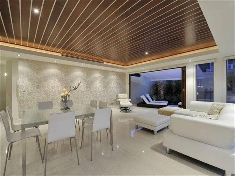 8 Beaufort Lane, Clayfield QLD 4011