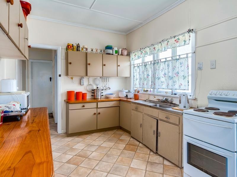 10 Balal Street, Stafford QLD 4053