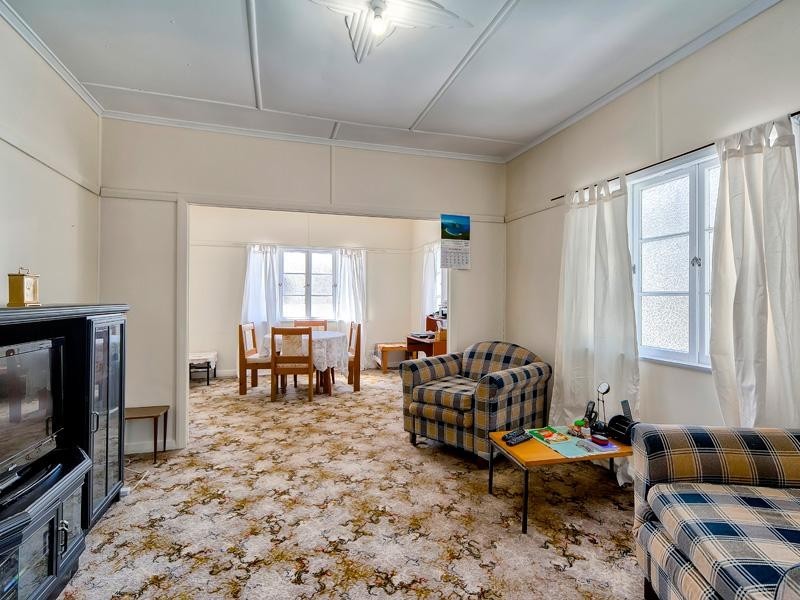 10 Balal Street, Stafford QLD 4053