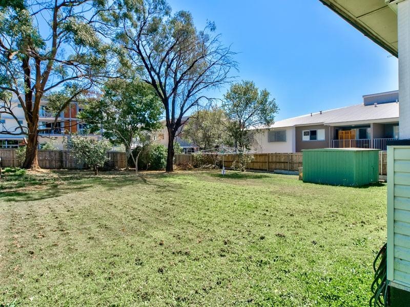 10 Balal Street, Stafford QLD 4053