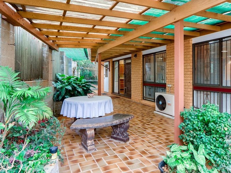 8 Niven Street, Stafford Heights QLD 4053