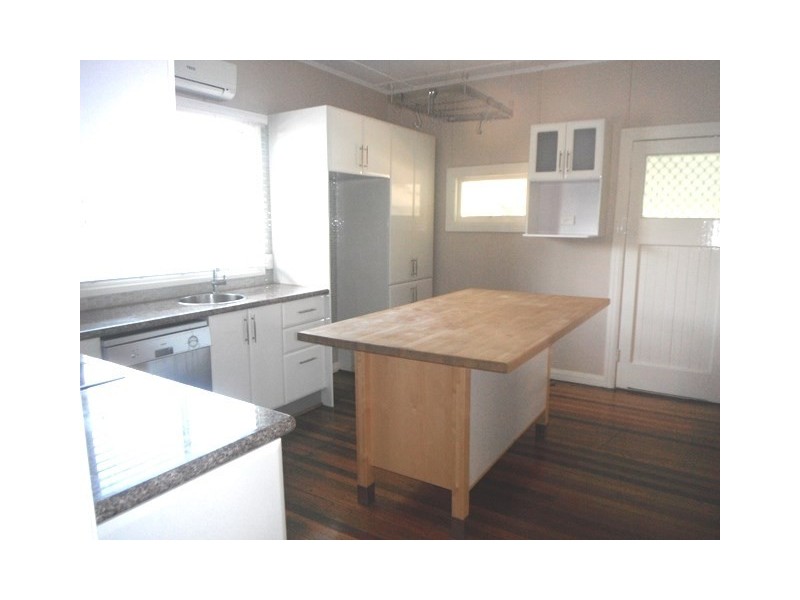 285 Nudgee Road, Hendra QLD 4011