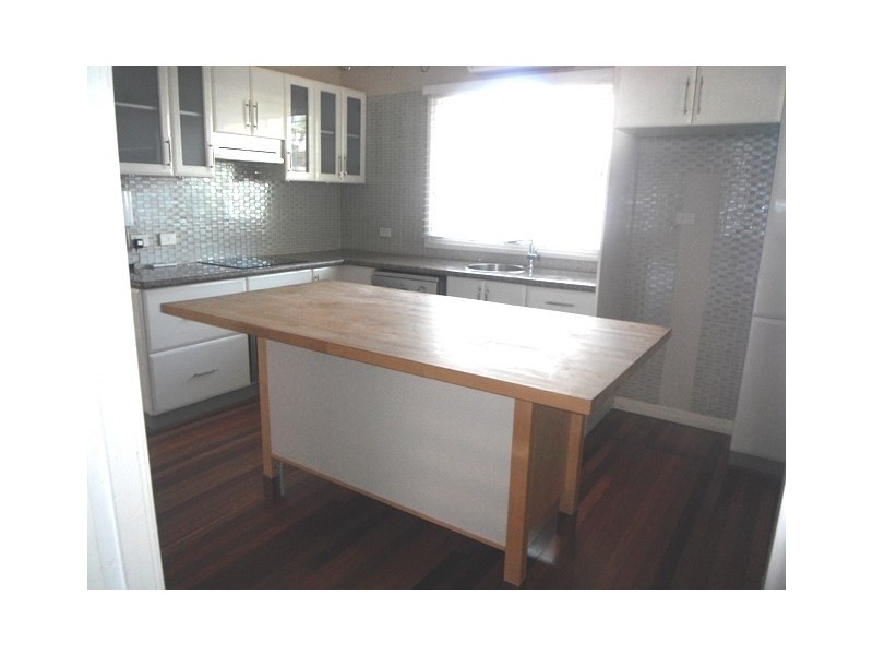 285 Nudgee Road, Hendra QLD 4011