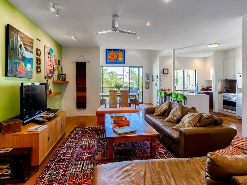 15 Pine Street, Hamilton QLD 4007