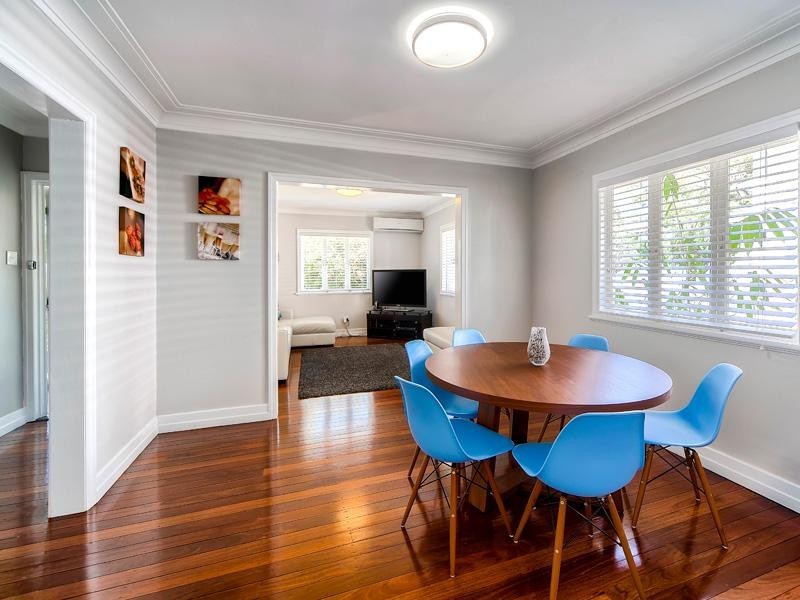 11 Bank Street, Windsor QLD 4030