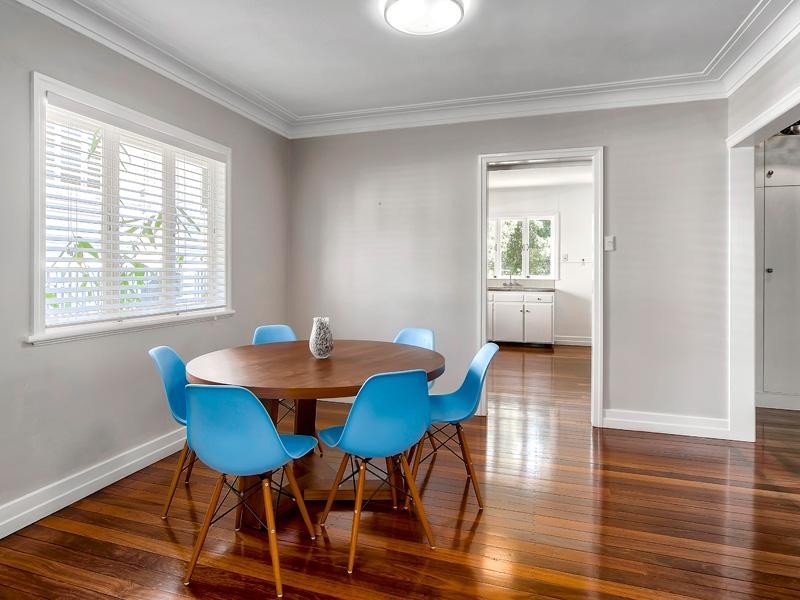 11 Bank Street, Windsor QLD 4030