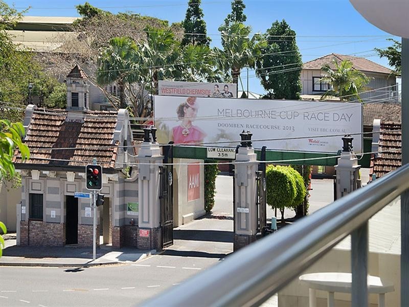 153 Racecourse Road, Ascot QLD 4007