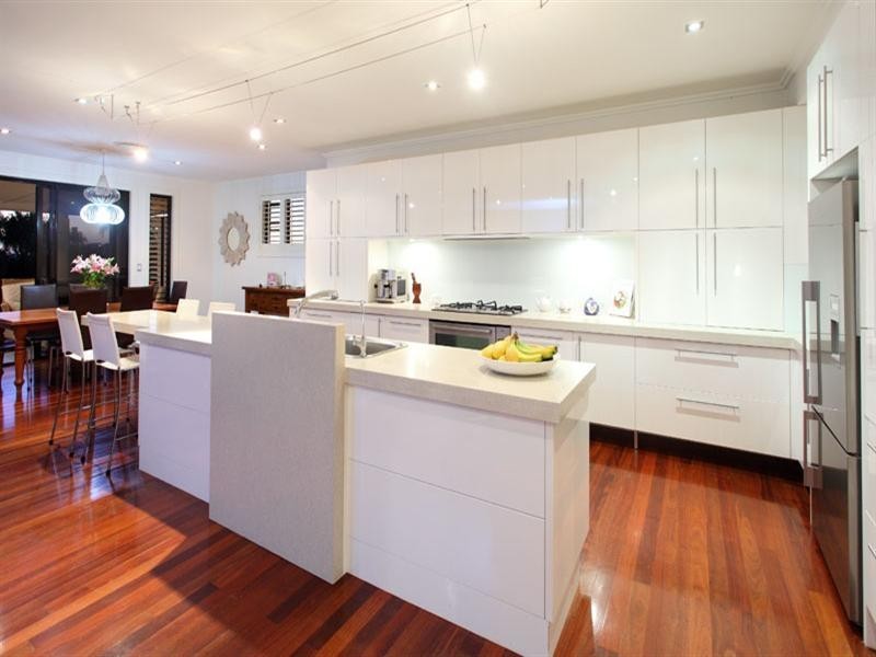 125 Crosby Road, Hamilton QLD 4007