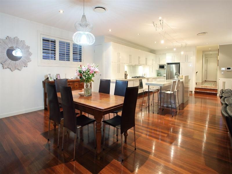 125 Crosby Road, Hamilton QLD 4007