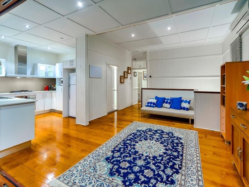 24 Cramond Street, Wilston QLD 4051