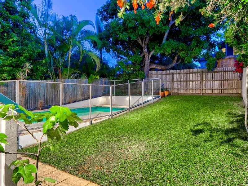 24 Cramond Street, Wilston QLD 4051